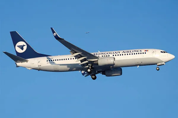 BOEING 737-800